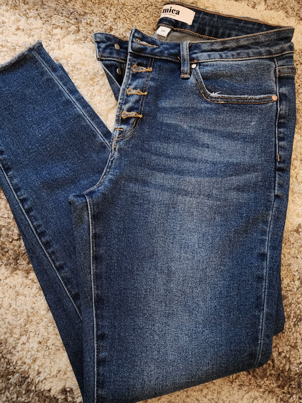 Mica High-Rise Skinny Jeans in Medium Blue Wash. Brand New Never Worn.
